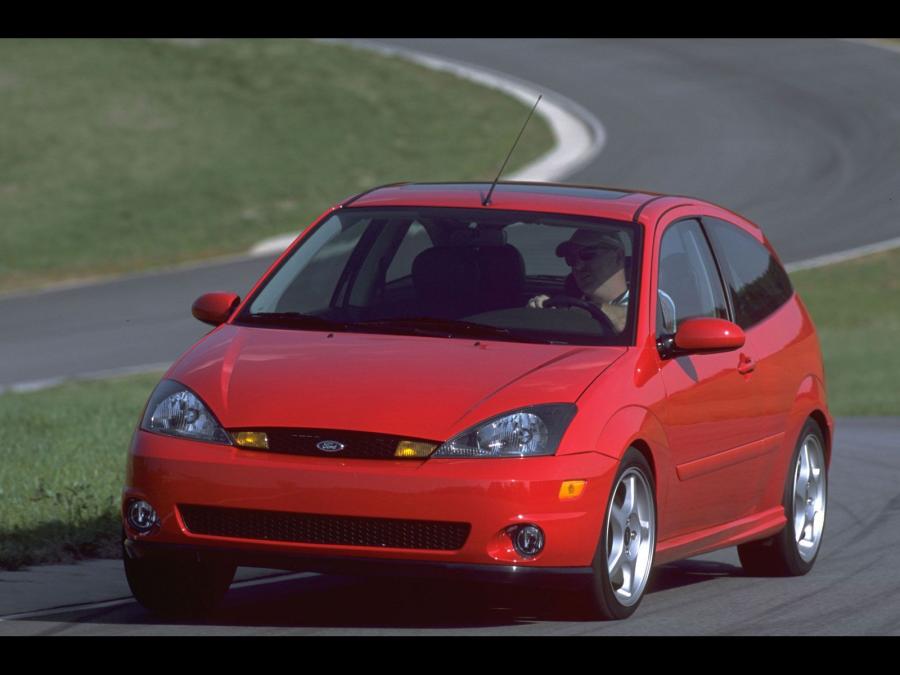  Ford Focus SVT 2002 года  (фото 14 из 98)